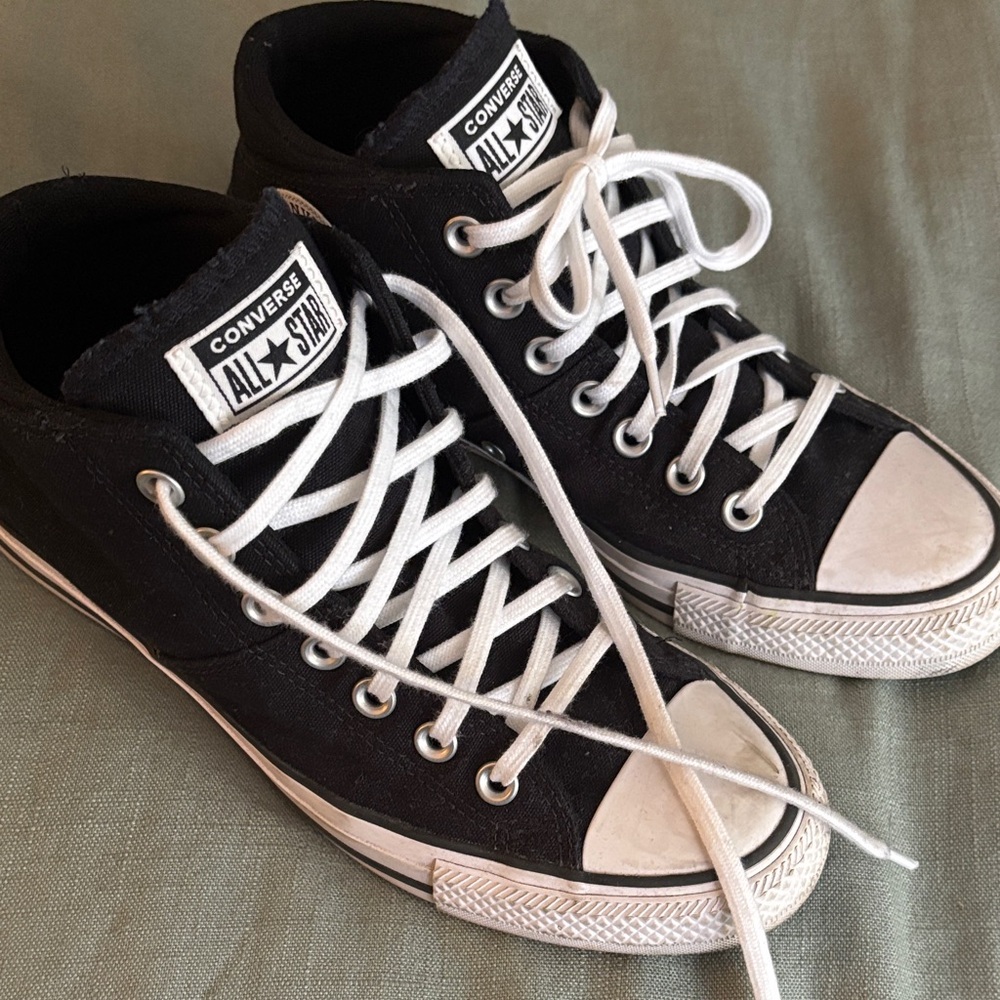 Converse Mid-top shoe, Black/White, 9.5 women’s